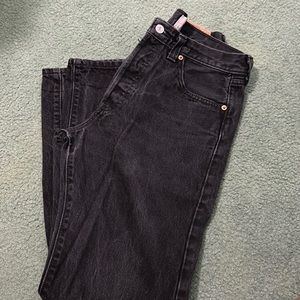 Straight leg Levi’s jeans